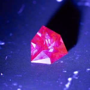 dragon garnet 0.68 ct