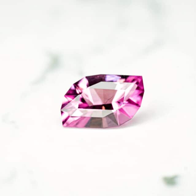 tourmaline rubellite 0.90 ct