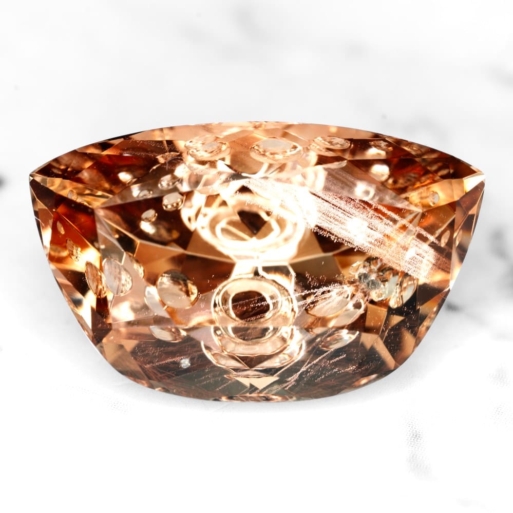 oregon sunstone carving 8.60 ct