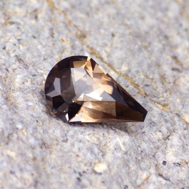 zircon 1.99 ct