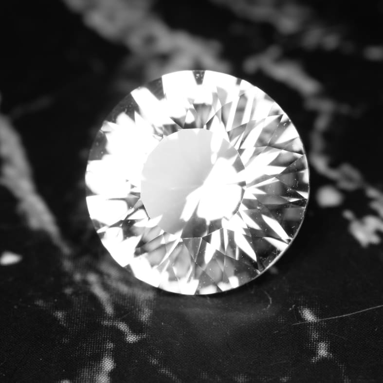 danburite round 4.47 ct