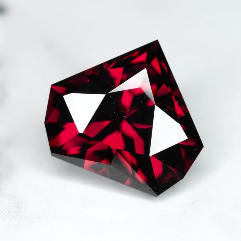umbalite garnet 5.17 ct